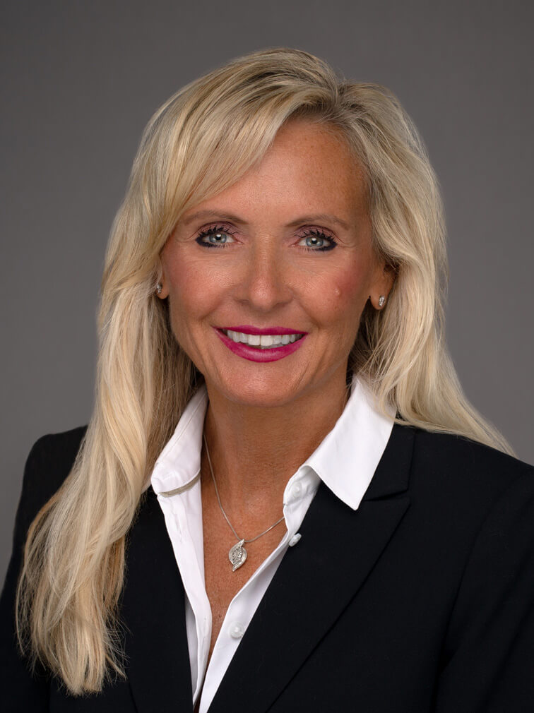 Lori DeHaven, Realtor® Realtors Fort Wayne, Auburn, Angola, LaGrange